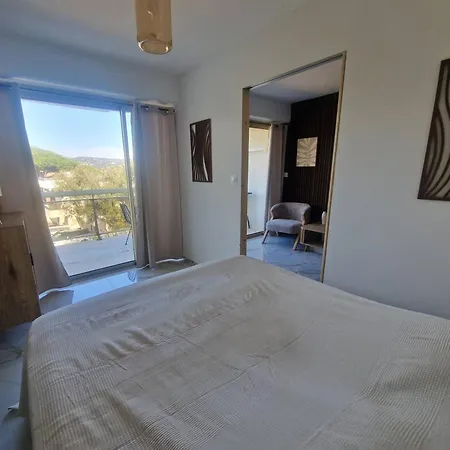 A Avec Terrasse - Fr-1-100-354 * كافالير سور مير